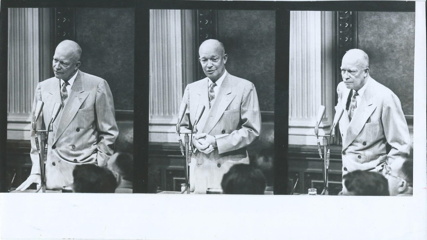 2.5 Pages Eisenhower Speech Photos. 1955.